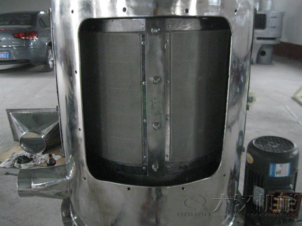 氣流篩采用的是垂直篩網(wǎng),